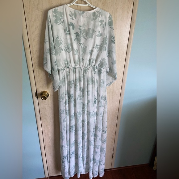 BALTIC BORN Kia Kimono Maxi Dress White with Sage Floral Sz XXL - Picture 6 of 12